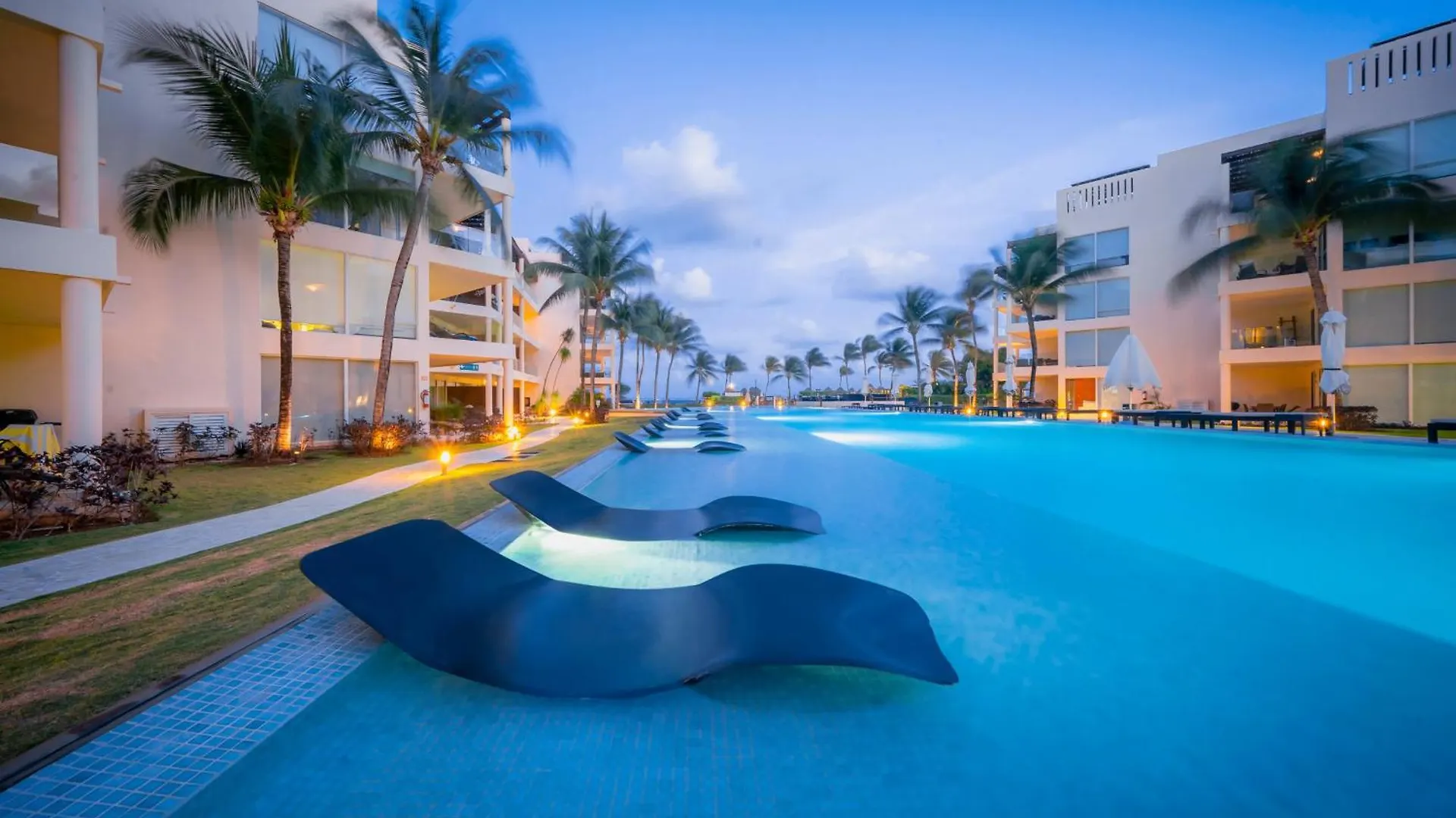 בית נופש פלאייה דל כרמן Infinity Pool And Private Beach Club - Luxury Complex The Elements Condos - Gh8