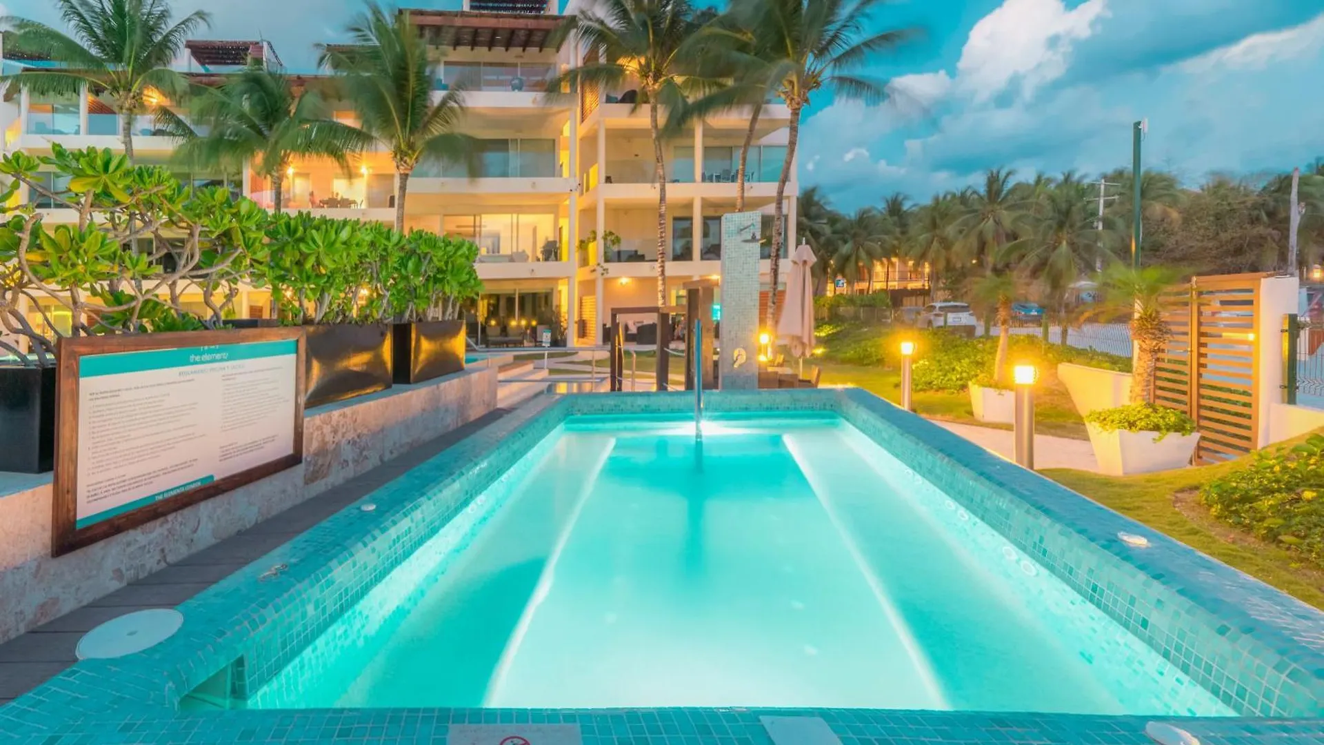 Дом отдыха Infinity Pool And Private Beach Club - Luxury Complex The Elements Condos - Gh8 Плая-дель-Кармен